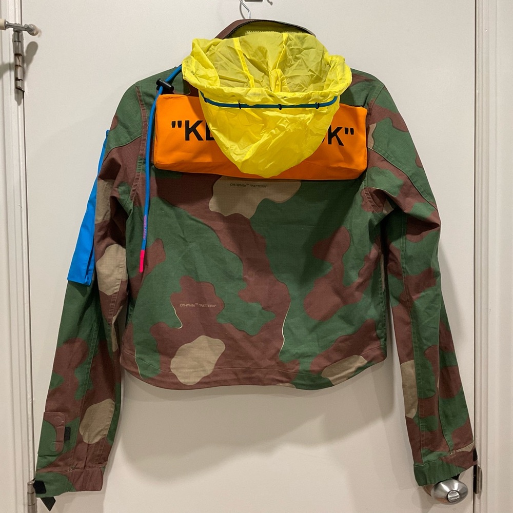 Nike Camouflage Jacket with Green and Brown - Picture 3 of 15